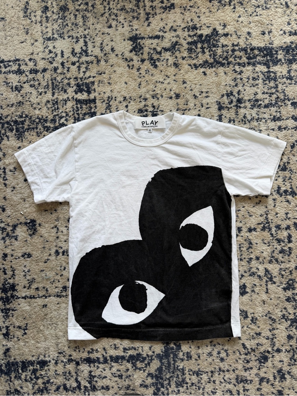 JAPAN SPECIAL EDITION Comme Des Garçons White Graphic Heart-Eye T-Shirt